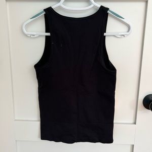 Black athleta tank top